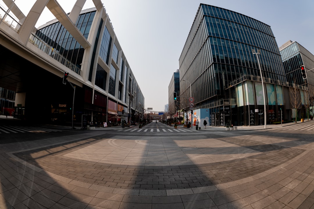 découvrez lifeline, un guide essentiel pour traverser les moments difficiles de la vie, trouver du soutien, des conseils pratiques et des ressources pour améliorer votre bien-être au quotidien.