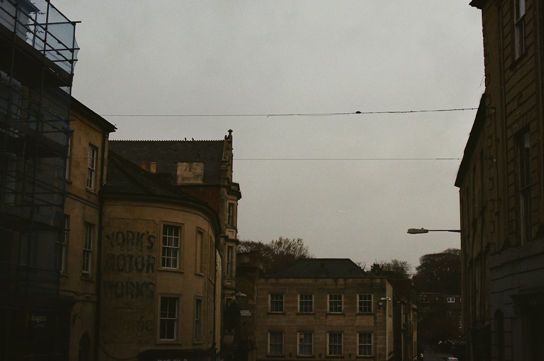 panneaux de signalisation pour échafaudages : sécurité et communication claires sur les chantiers.